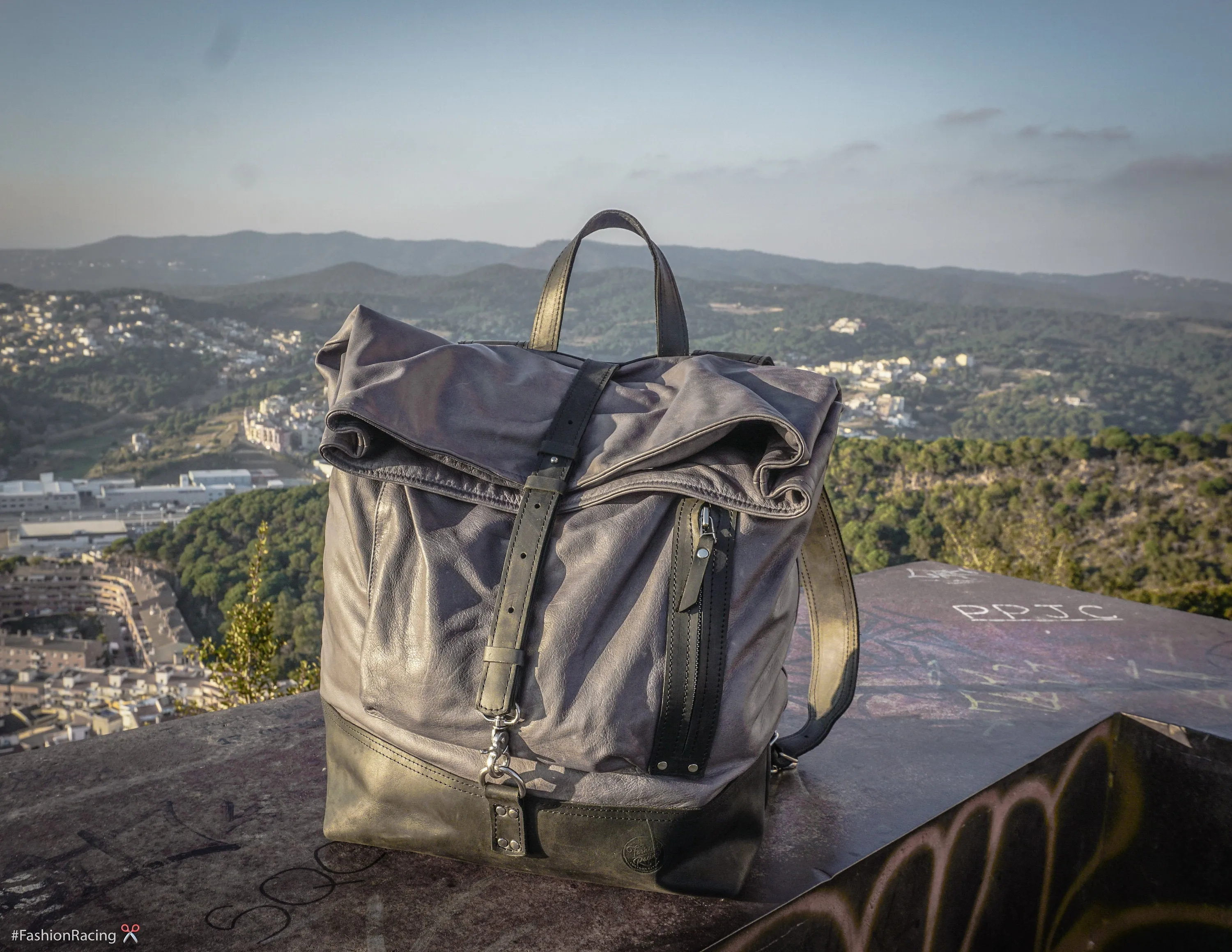 Black Leather Backpack | Cafe-Racer motorcycle rucksack, handcrafted