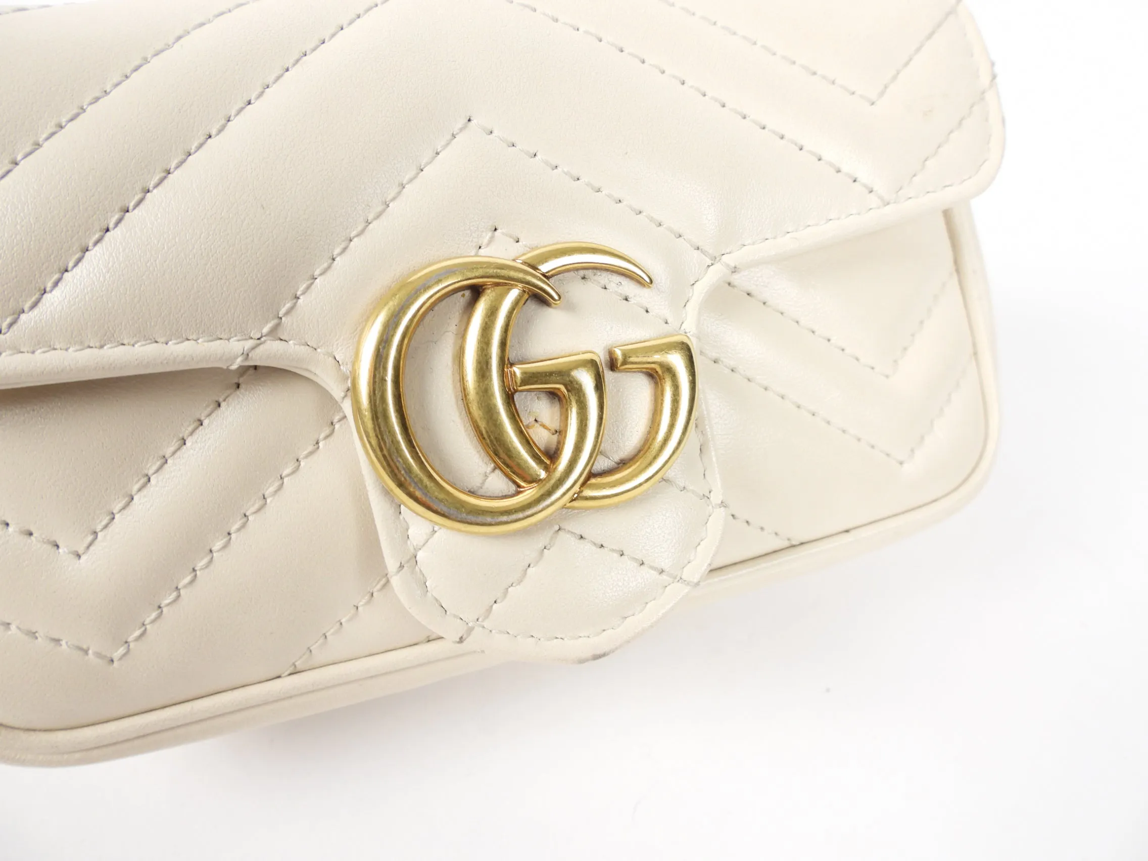 Gucci Ivory Super Mini Matelasse Marmont Bag