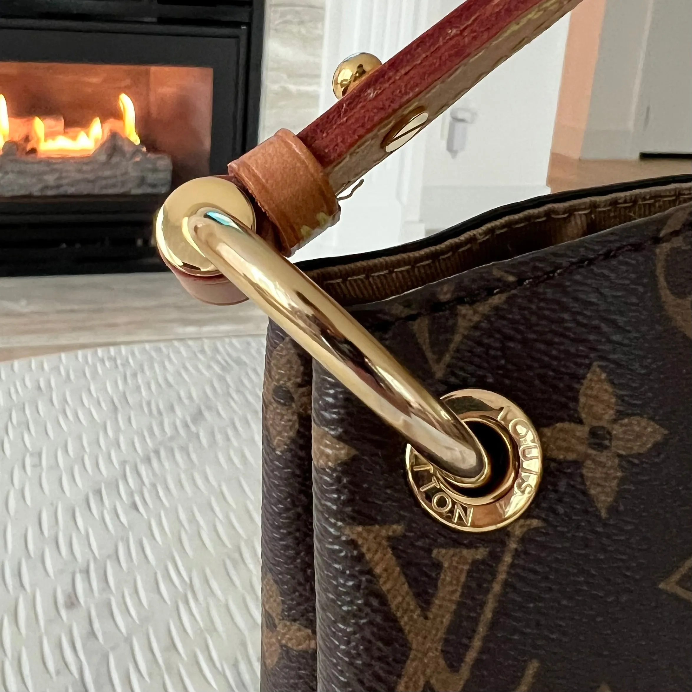 Louis Vuitton Graceful PM Bag