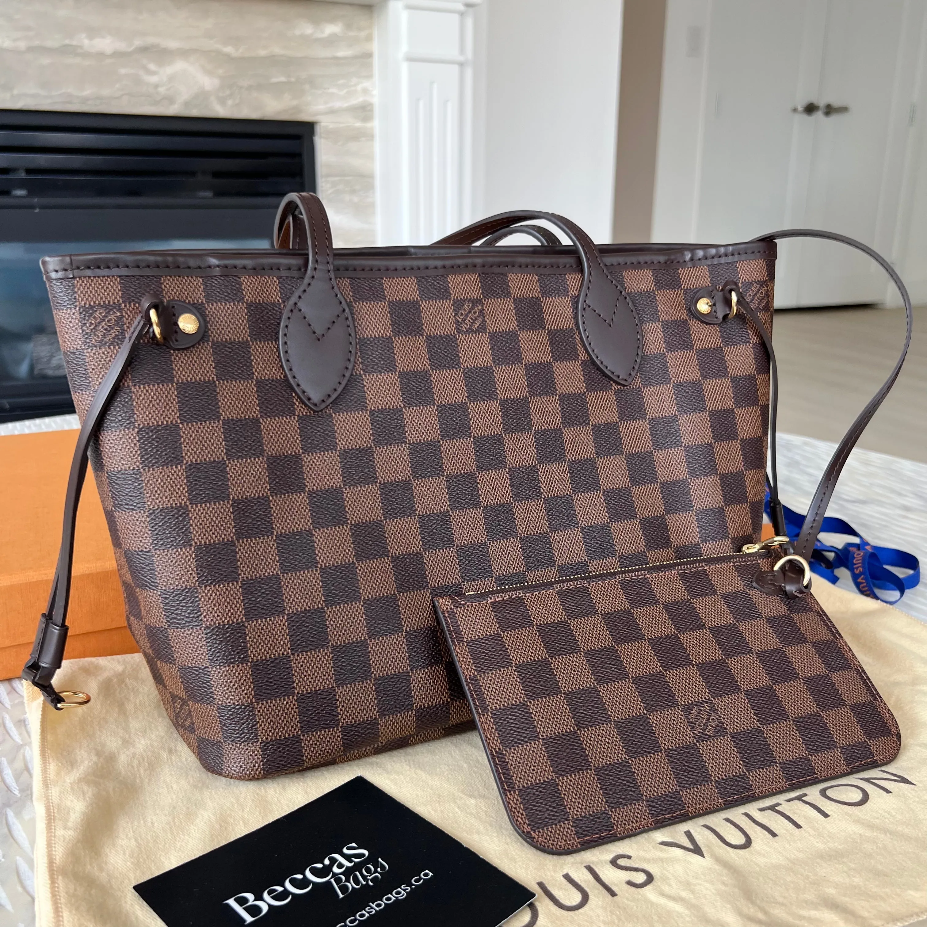 Louis Vuitton Neverfull Bag