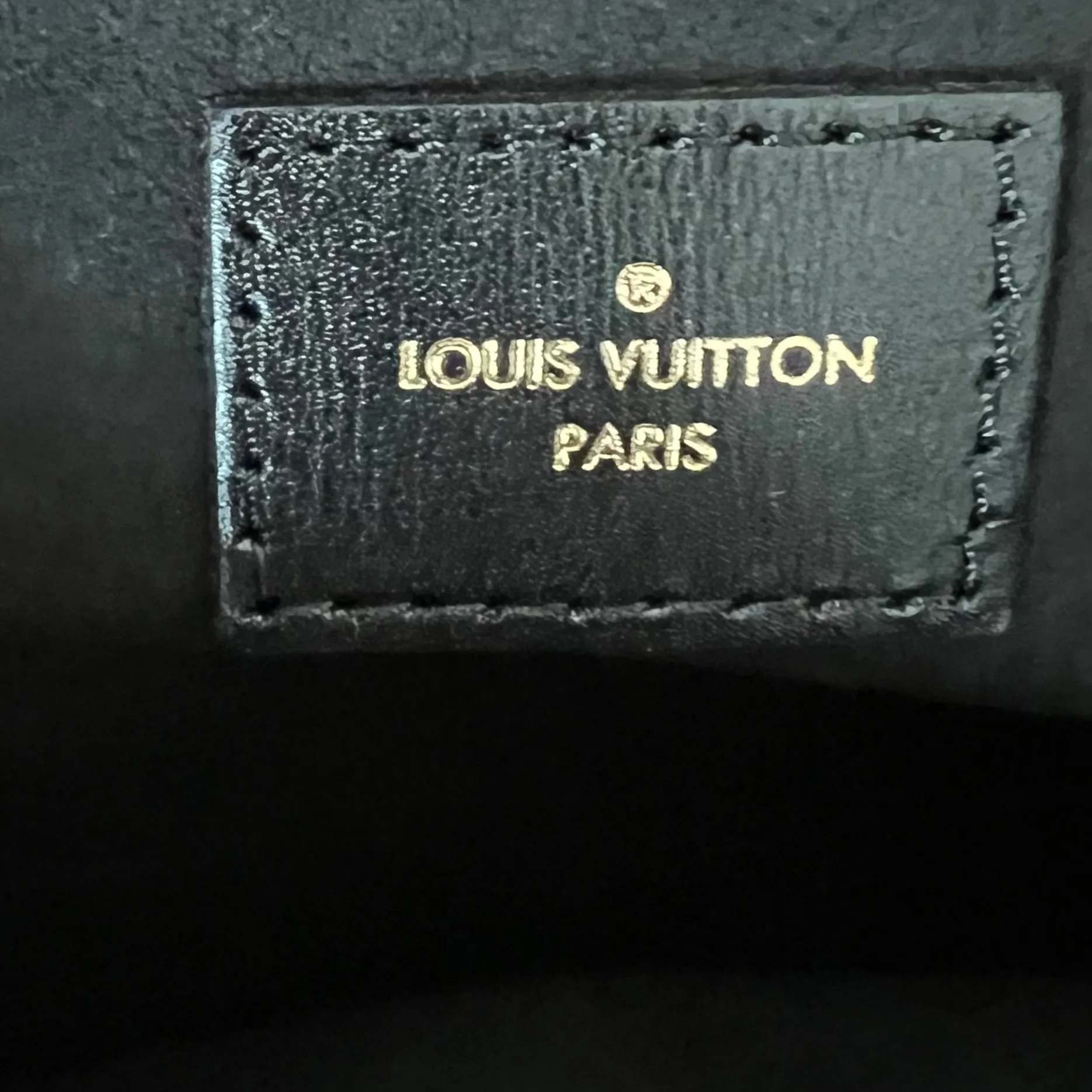 Louis Vuitton Pochette Metis Bag