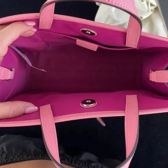 New Gucci Bag with Logo and 3D Strawberry